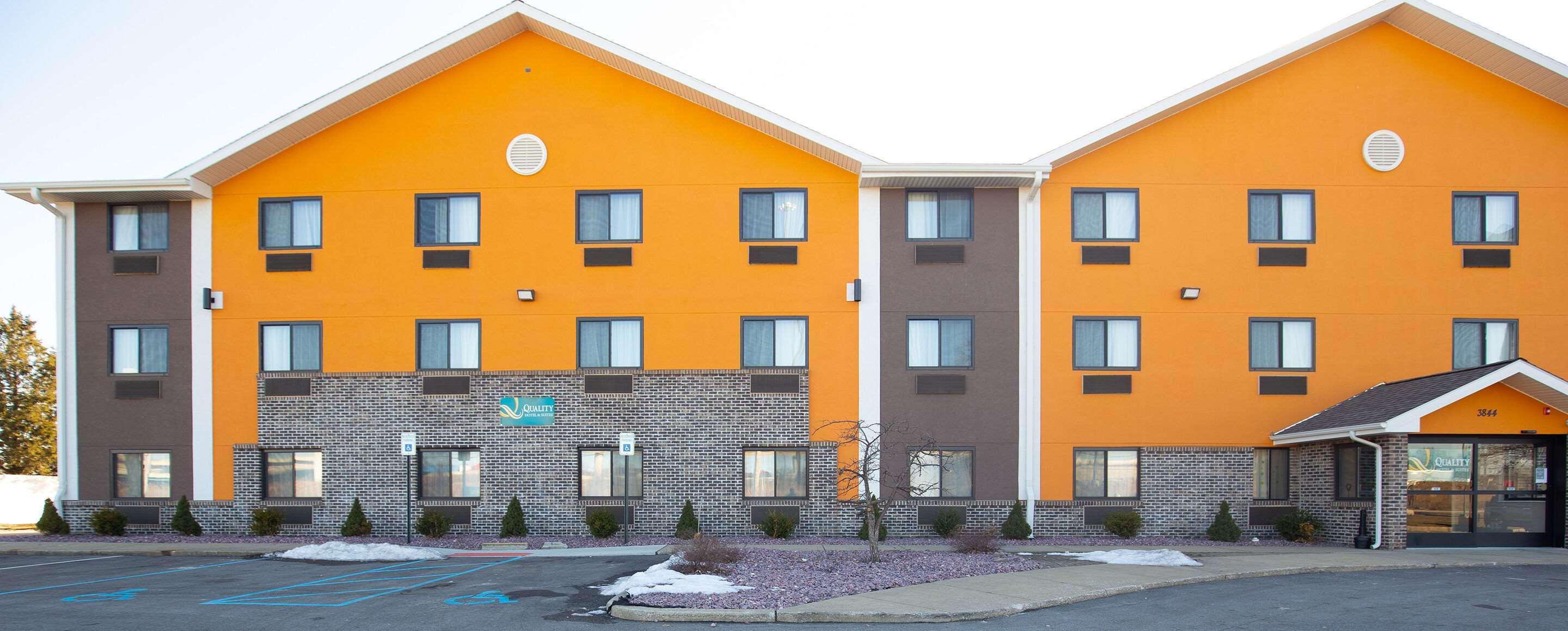 Quality Inn & Suites Hammond Near I-8090 Exteriör bild