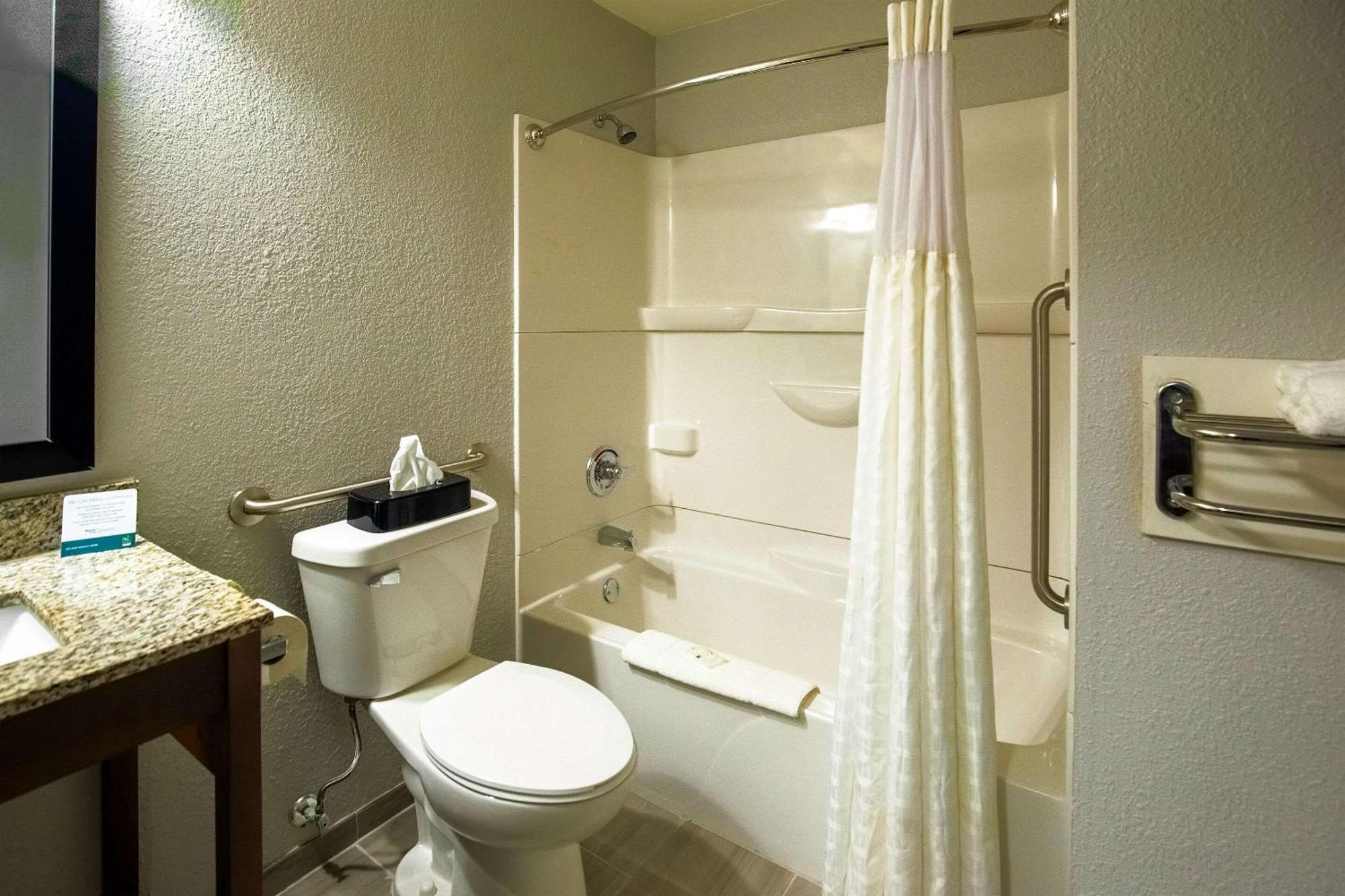 Quality Inn & Suites Hammond Near I-8090 Exteriör bild